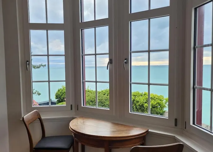 Villa Waterfront View Chausey Granville